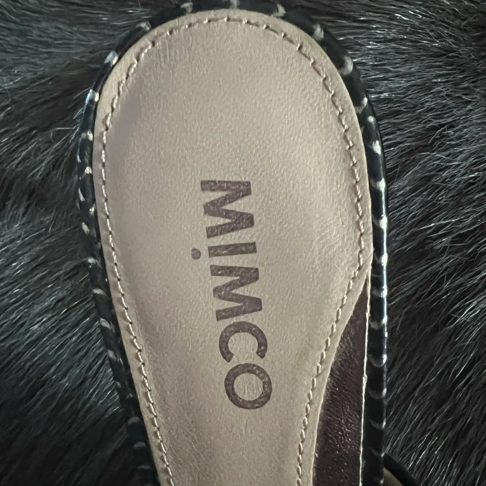 NWOT Mimco suede heels. New not with box Size 36. Black! Heels have gold design. - Picture 10 of 14